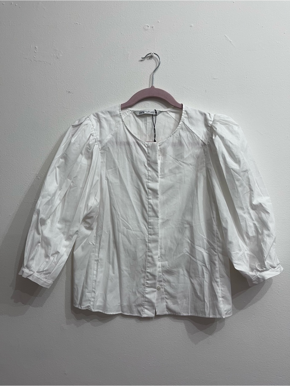 Zara White Puff-Sleeve Button-Front Blouse
